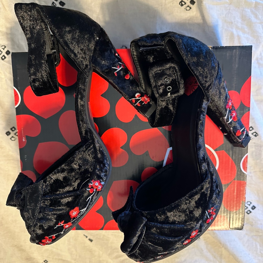 TUK Crushed Velvet Starlett Heels